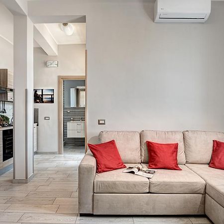 Giggino'S Flat - Live Like A Local Apartment Наполи Екстериор снимка