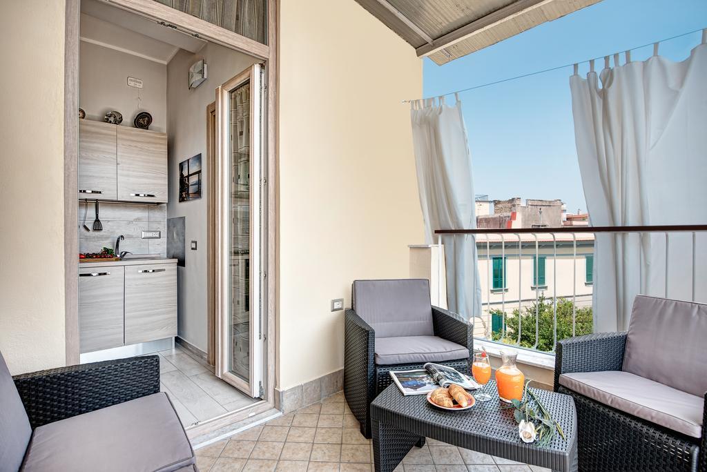 Giggino'S Flat - Live Like A Local Apartment Наполи Екстериор снимка